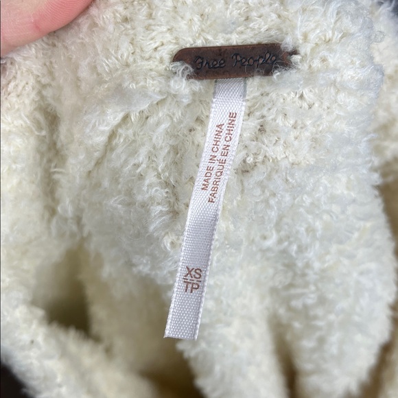 Free People Teddy Sweater Tunic in Sugar Swirl. - Picture 10 of 12